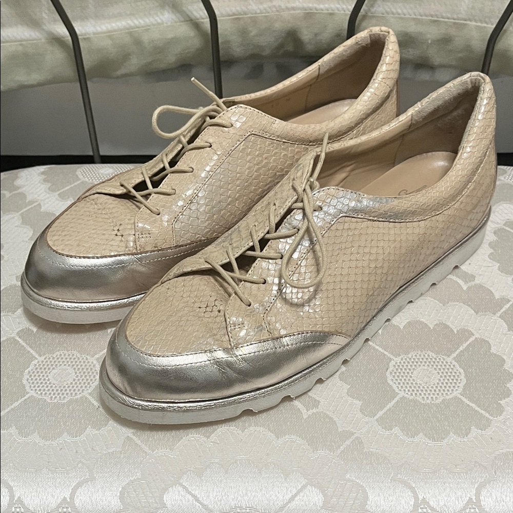 Amalfi Pink Snake Skin Leather Toe Flat Tennis Shoes size 10 M
